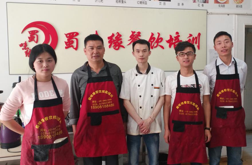 成都冒菜培訓：如何經(jīng)營好一家冒菜店呢？
